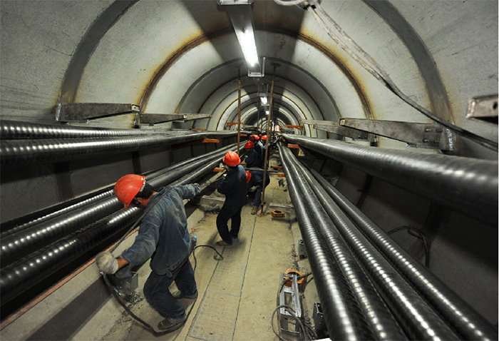 電纜敷設(shè)機(jī)適合在那些場(chǎng)地